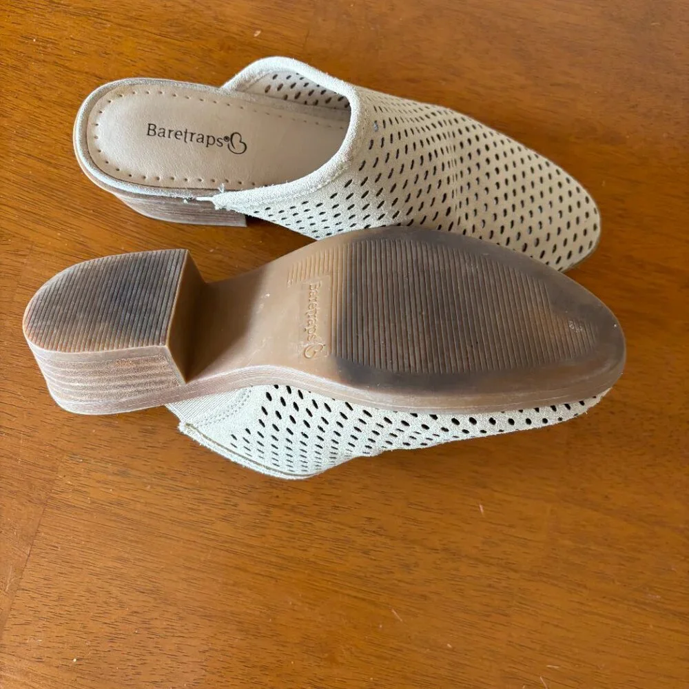 Baretraps Glynda Perforated Suede Mule Sz 7 Slip On Clogs Block Heel Slides Tan - Picture 4 of 5